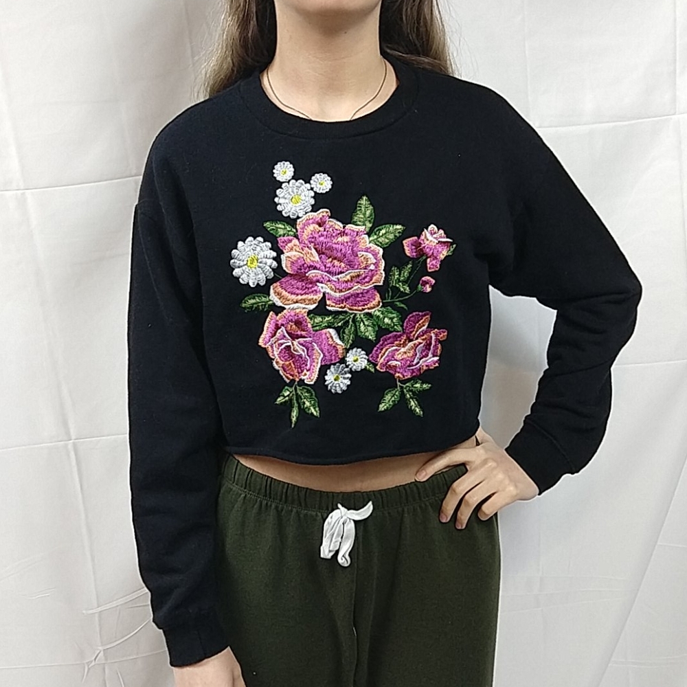 Crop sweater